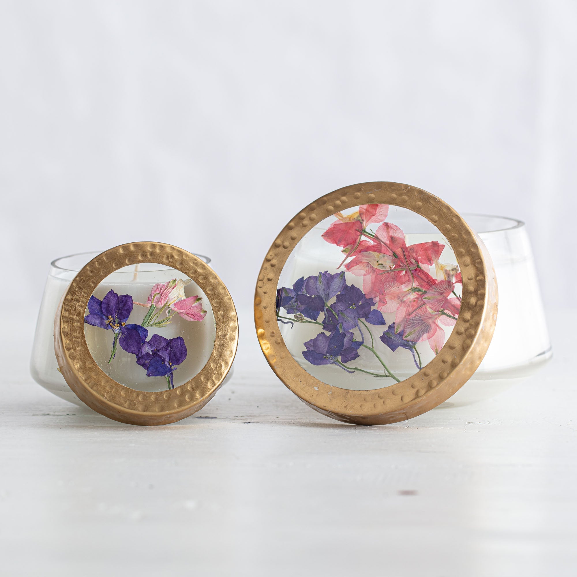 Poppy - Home & Gift Roman Lavender Pressed Floral Candle - Thumbnail 3